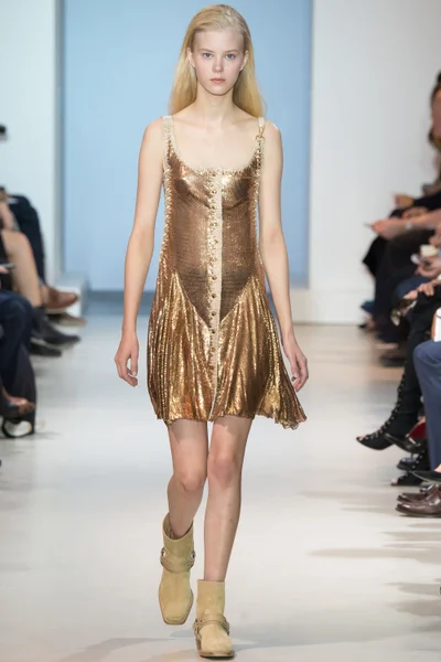 Look 22